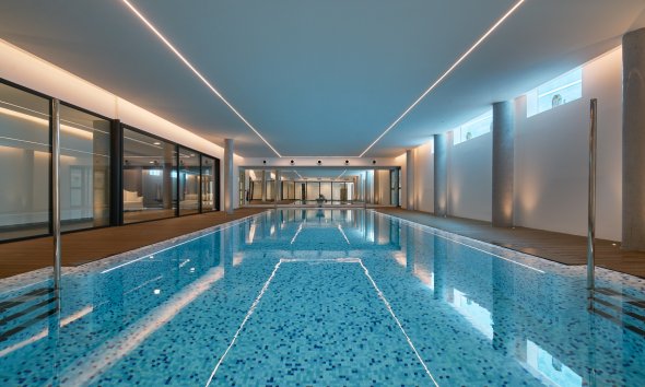 Obra nueva - Apartamento / piso - Estepona