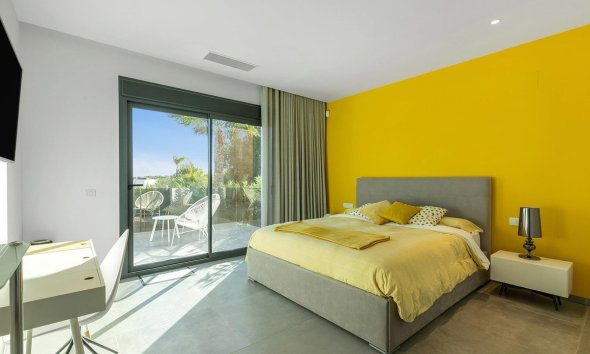 Resale - House - Detached Villa - Orihuela - Las Colinas Golf