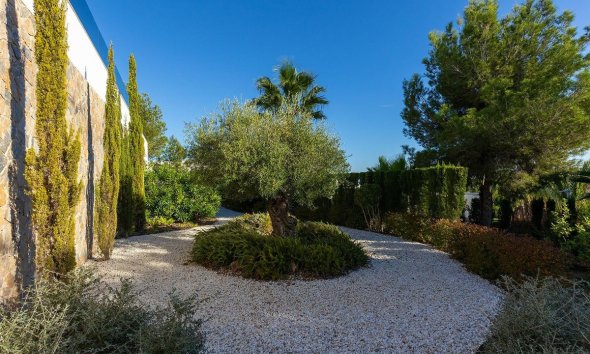 Resale - House - Detached Villa - Orihuela - Las Colinas Golf