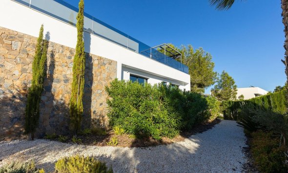 Resale - House - Detached Villa - Orihuela - Las Colinas Golf