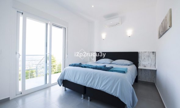 Resale - House - Detached Villa - Calpe - Calpe Centro
