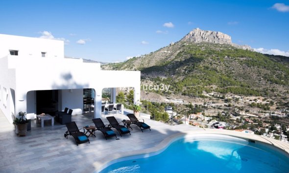Resale - House - Detached Villa - Calpe - Calpe Centro
