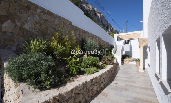 Resale - House - Detached Villa - Calpe - Calpe Centro