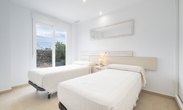 Resale - House - Semi-Detached House - Orihuela - Vistabella Golf