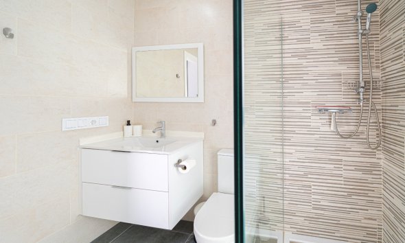 Resale - House - Semi-Detached House - Daya Nueva