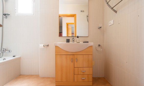 Reventa - House - Townhouse - Orihuela - Villamartin