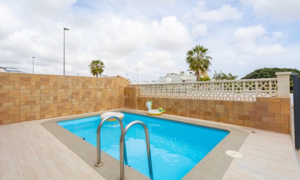 Reventa - House - Townhouse - Orihuela - Villamartin