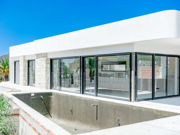 image 294974 0 - Verkoop. Villa in Calpe