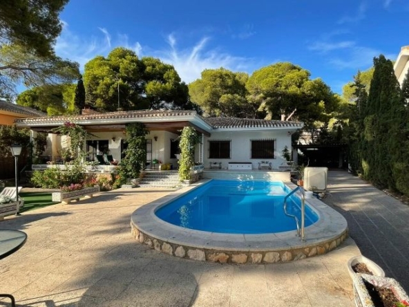 image 297364 0 - Verkoop. Villa in Orihuela Costa