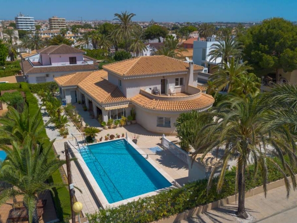 image 300927 0 - For Sale. Villa in Cabo Roig