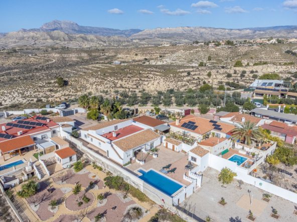 image 309527 0 - For Sale. Villa in Busot