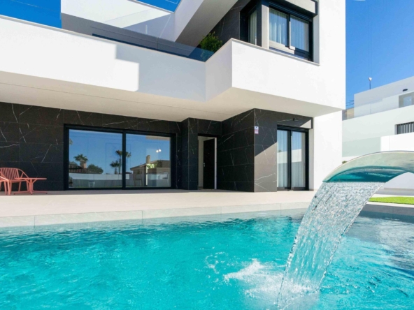 image 323385 0 - Verkoop. Villa in Rojales