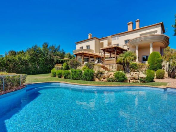 image 325400 0 - Verkoop. Villa in Jávea