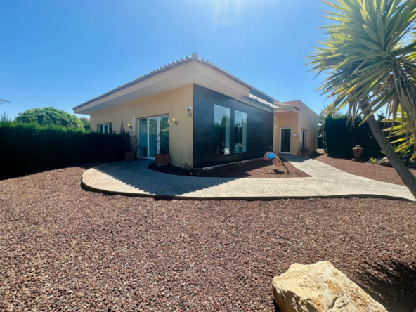 image 326465 0 - Verkoop. Villa in Jávea