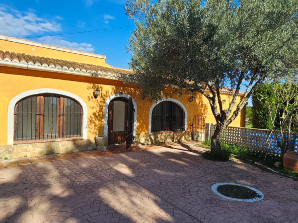 image 327244 0 - Verkoop. Villa in Jávea