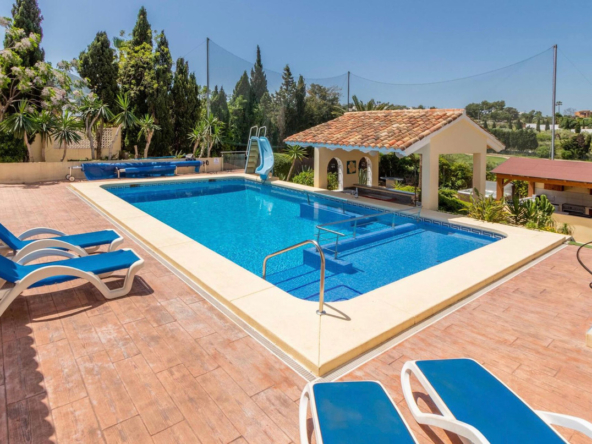 image 328747 0 - Verkoop. Villa in Jávea