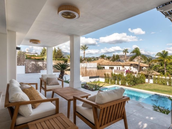 image 330688 0 - For Sale. Villa in Marbella