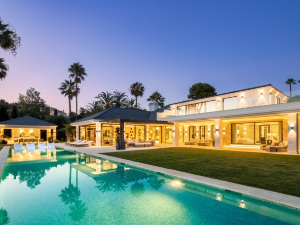 image 334655 0 - Verkoop. Villa in Marbella