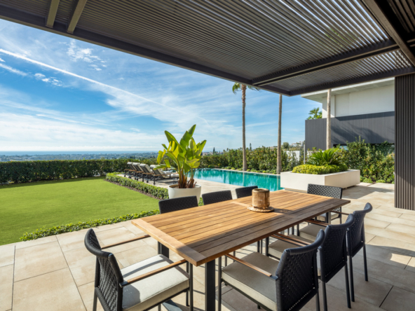 image 335444 0 - For Sale. Villa in Benahavís