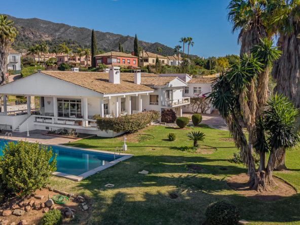 image 335743 0 - Verkoop. Villa in Marbella